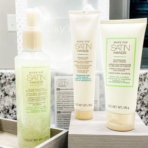 Mary Kay Satin Hands White Tea and Citrus Set